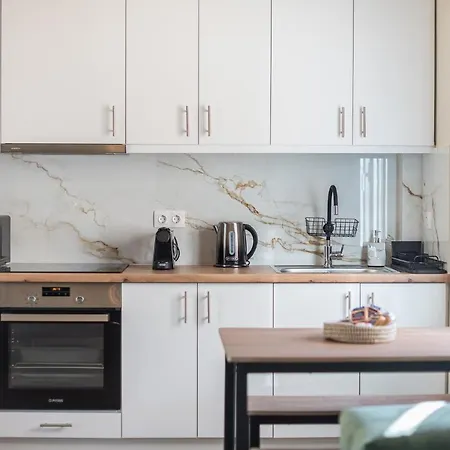 Attiki Metro Top Floor By Greece Apartment Atenas Exterior foto